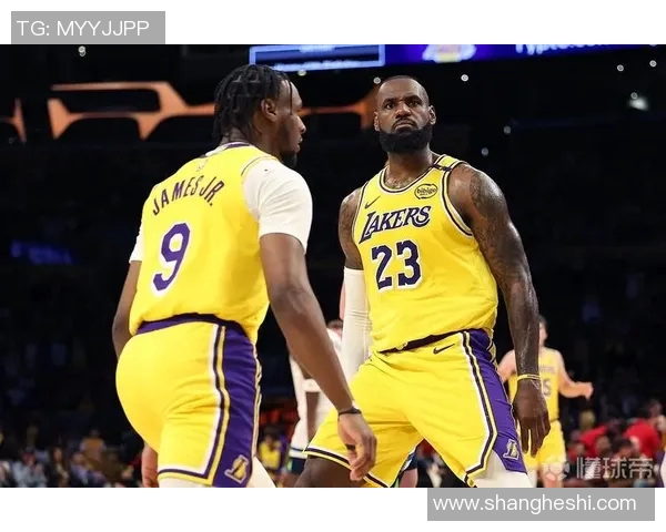 勒布朗-詹姆斯与儿子联手出演新电影,父子档震撼银幕! 勒布朗-詹姆斯与儿子联手出演新电影,父子档震撼银幕!