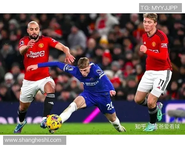 曼城逆转击败切尔西,继续保持英超榜首位置 曼城逆转击败切尔西,继续保持英超榜首位置