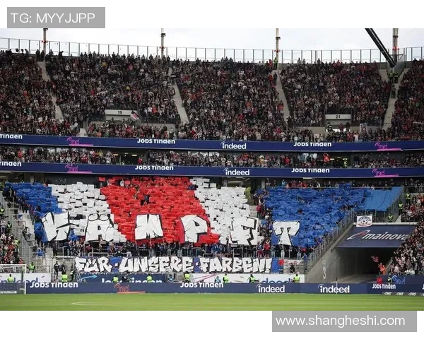 美因茨主场大胜,挤入德甲前十,豪取三分晋级战果 美因茨主场大胜,挤入德甲前十,豪取三分晋级战果