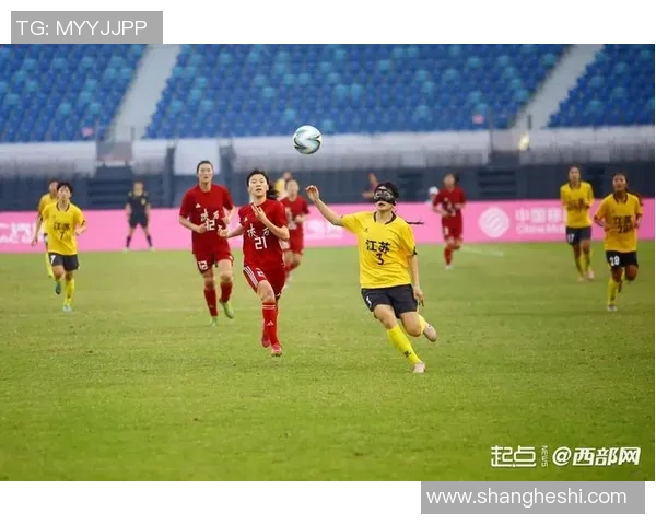 女足世界杯：中国队成功晋级八强，实现历史突破