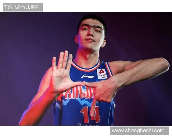 新疆队球员鲁吐布拉表现抢眼被誉为新晋CBA未来之星