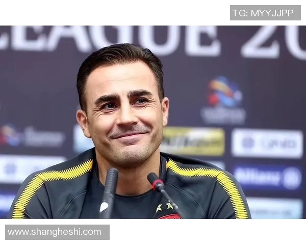 前AC米兰球星卡纳瓦罗将加盟中国足球超级联赛,震撼助力中超再掀热潮