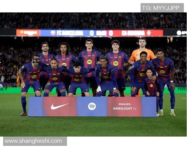 巴塞罗纳完成引援!新援将填补锋线空缺,球迷期待大放异彩 巴塞罗纳完成引援!新援将填补锋线空缺,球迷期待大放异彩